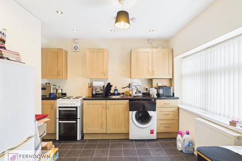undefined, Elmdon Road, Marston Green, Birmingham, B37