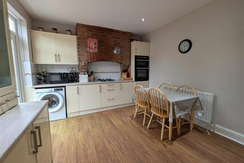 undefined, West Crescent, Darlington