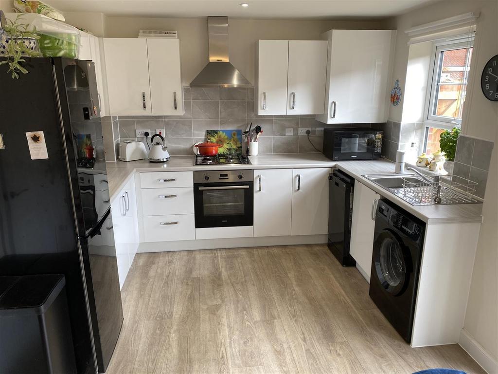 Kitchen / Diner