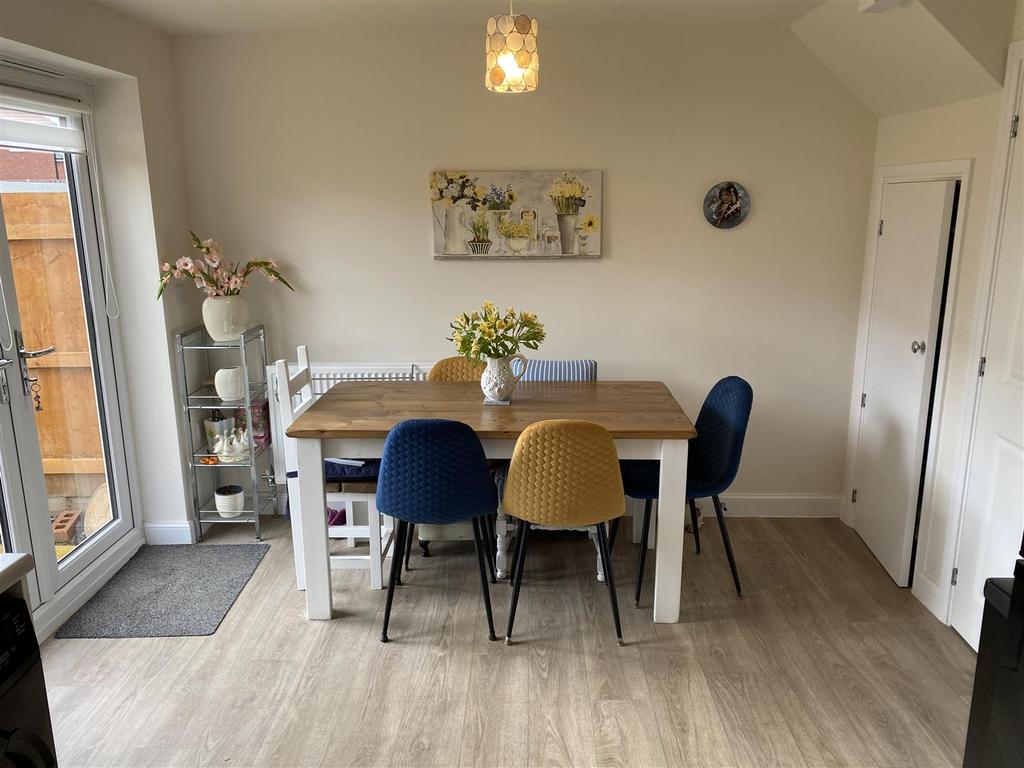 Kitchen / Diner