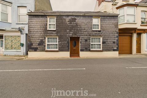 undefined, Bwthyn Llechen, 64 West Street, Fishguard