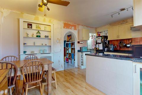 undefined, Redbridge, Stantonbury, Milton Keynes