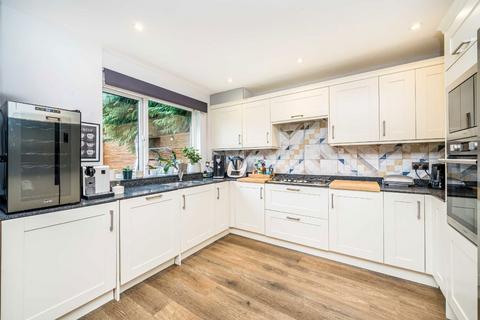 undefined, Boucher Close, Teddington TW11