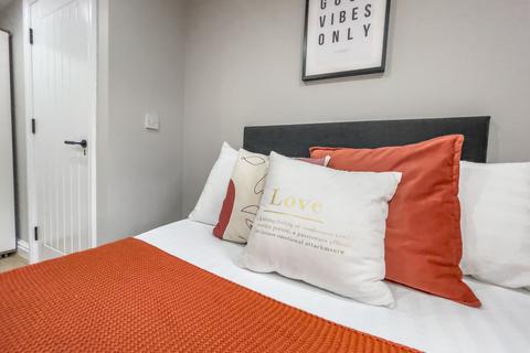 undefined, Markden Mews, L8 1TN,