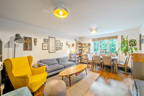 undefined, Bunns Lane, Mill Hill, London, NW7