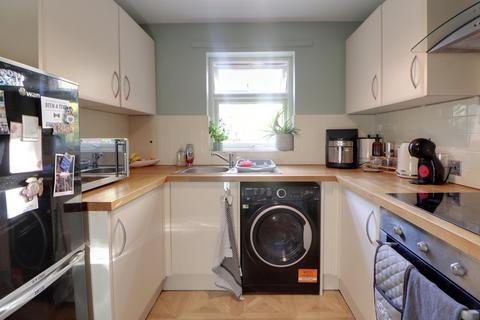 undefined, Baron Court, Stevenage SG1