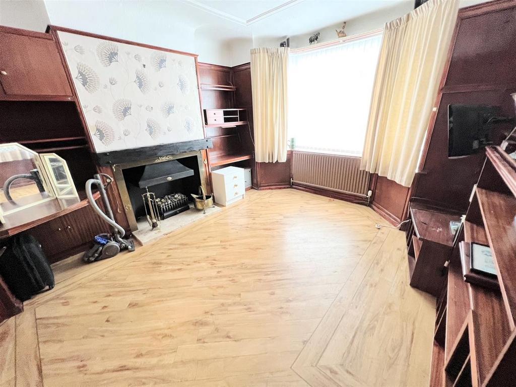 Front Lounge