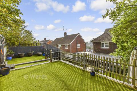 4 bedroom semi-detached house for sale, Blackthorn Drive, Larkfield, Aylesford, Kent