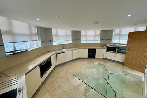 undefined, Princess Park Manor, Royal Drive, London, Greater London, N11