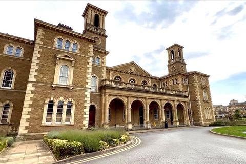 undefined, Princess Park Manor, Royal Drive, London, Greater London, N11