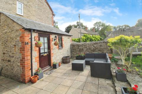 undefined, High Street, Kempsford, GL7