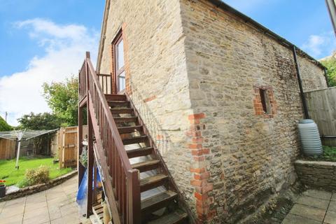 undefined, High Street, Kempsford, GL7