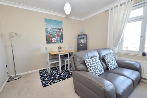 2 bedroom flat for sale, Kimberley Court, Cromer Road, Sheringham