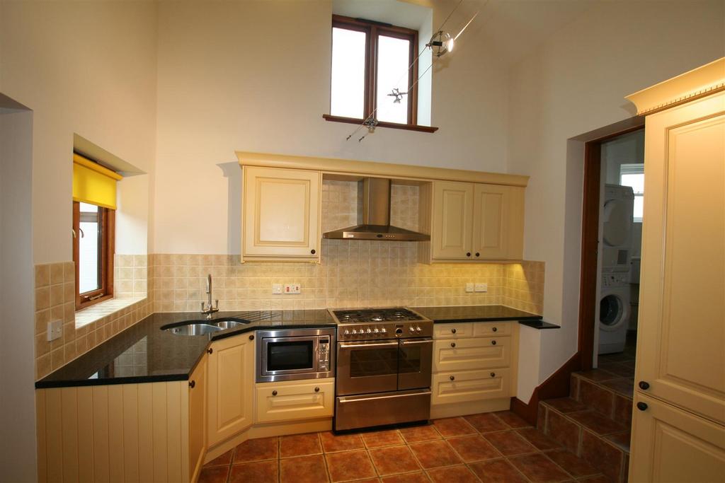 Pfb,kitchen2.JPG