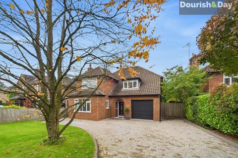 4 bedroom detached house for sale, Knowle Road, Stafford ST17