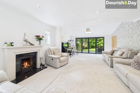 4 bedroom detached house for sale, Knowle Road, Stafford ST17