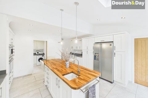 4 bedroom detached house for sale, Knowle Road, Stafford ST17