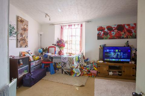 2 bedroom flat for sale, Fore Street, Liskeard PL14