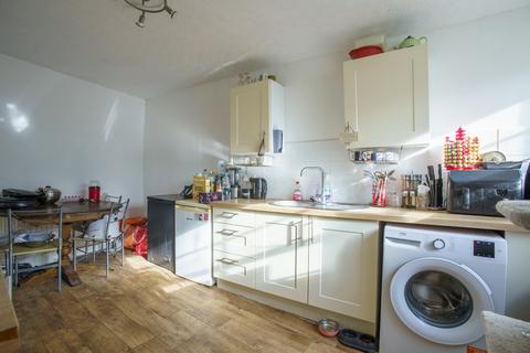 2 bedroom flat for sale, Fore Street, Liskeard PL14