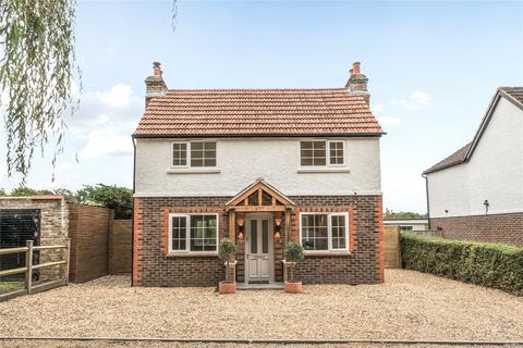 3 bedroom detached house for sale, Milestone Close, Ripley, Surrey, GU23