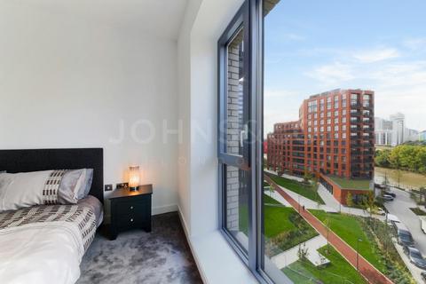 2 bedroom apartment for sale, Grantham House, London City Island, E14