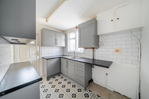 2 bedroom semi-detached house for sale, Faldo Road, Bedford