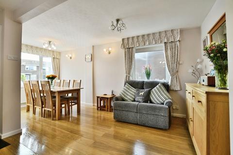 4 bedroom detached house for sale, Roseacre Drive, Cheadle SK8