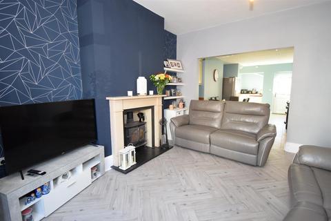 3 bedroom terraced house for sale, Marine Approach, South Shields