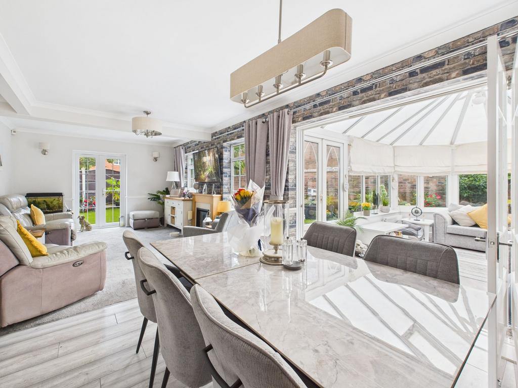 Lounge Dining Room