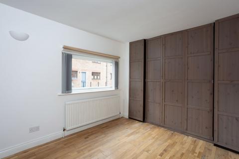 undefined, Aldwark, York, YO1