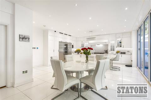 5 bedroom detached house for sale, Dixons Hill Close, Brookmans Park, Hatfield, Hertfordshire, AL9