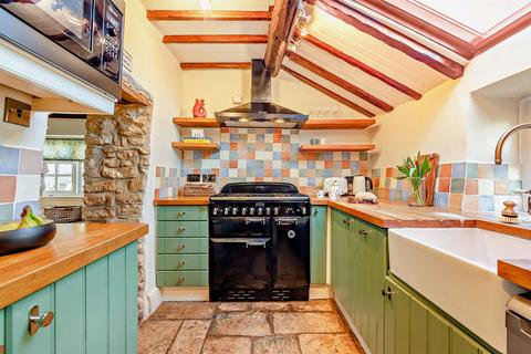 3 bedroom house to rent, 161 Wroslyn Road, Freeland OX29