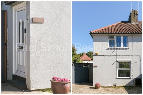 2 bedroom semi-detached house for sale, Henningham Road,, London, N17