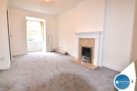 2 bedroom semi-detached house to rent, New Taylor Fold, Briercliffe BB10