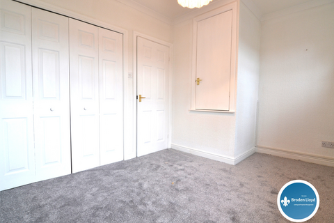 2 bedroom semi-detached house to rent, New Taylor Fold, Briercliffe BB10