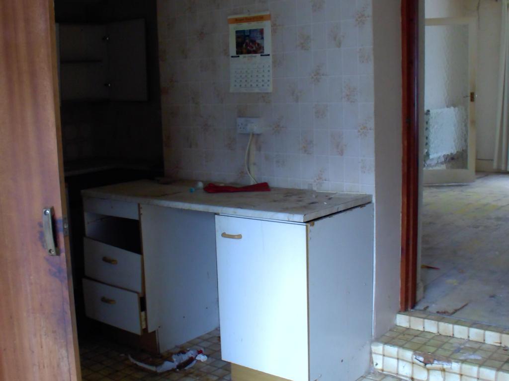Photograph 4