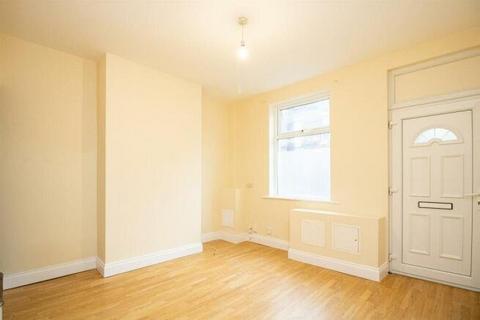 3 bedroom terraced house to rent, Woolmer Road, Nottingham, Nottinghamshire, NG2