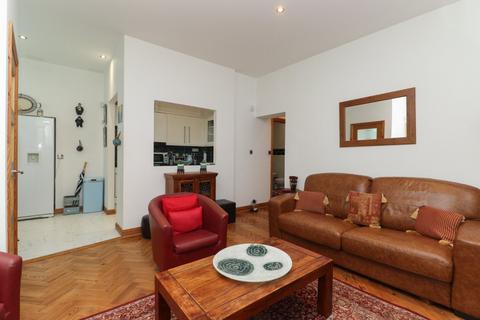 1 bedroom flat for sale, Eastern Esplanade, Cliftonville, Margate, Kent, CT9