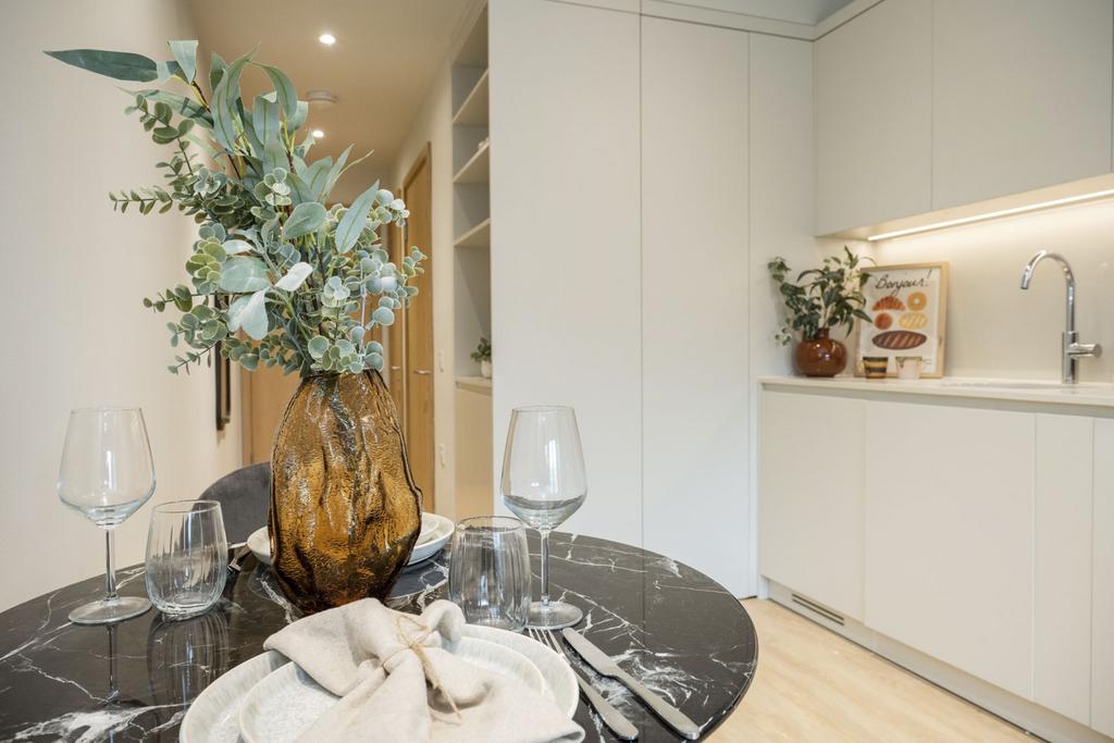 Apartment in London, St John's Estate, Isle of Dogs - View 5
