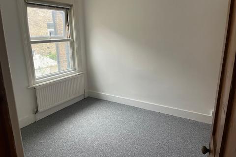 undefined, Matthews Place, Dover
