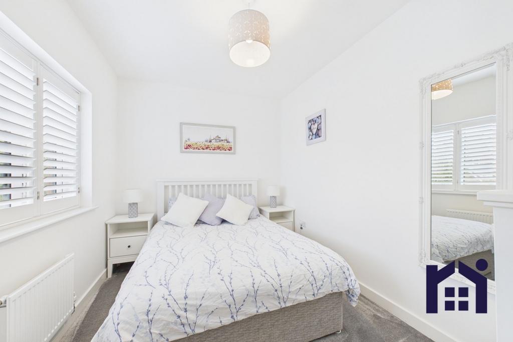 Guest bedroom