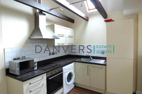 2 bedroom apartment to rent, Wellington Court, Leicester LE1
