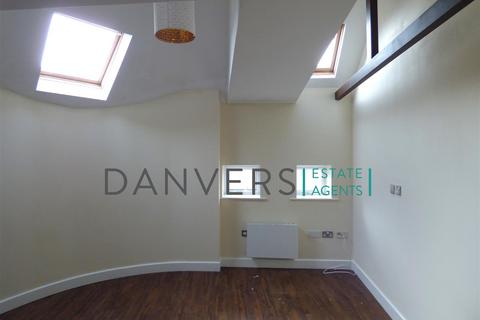 2 bedroom apartment to rent, Wellington Court, Leicester LE1