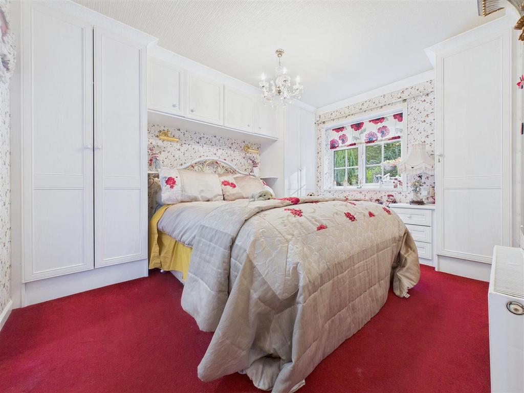 CAM02453 G0-PR0193-STILL002.jpg