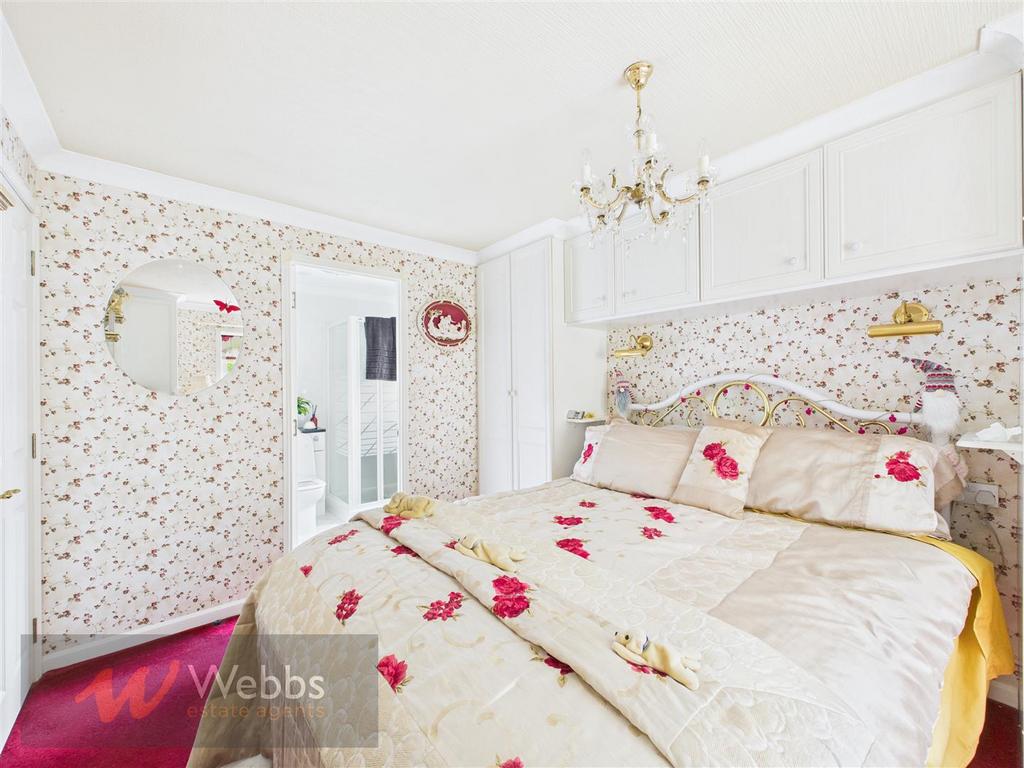 CAM05244 G0-PR0154-STILL014.jpg