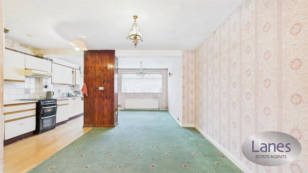 CAM04248 G0-PR0103-STILL012.jpg