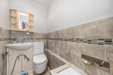undefined, Bruce Road, London, E3