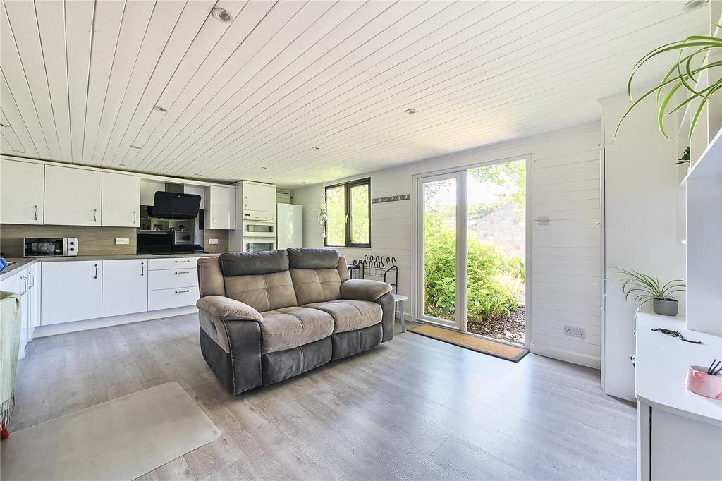 Outbuilding Living