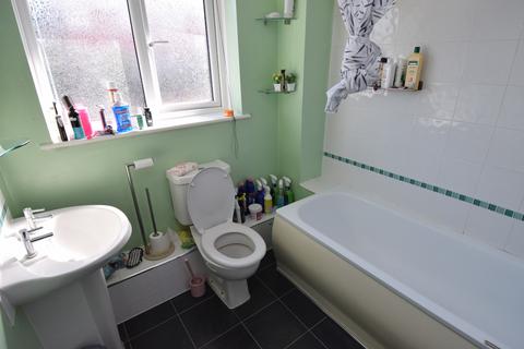 5 Chesterfield Close, Amesbury, Salisbury, SP4 7QW