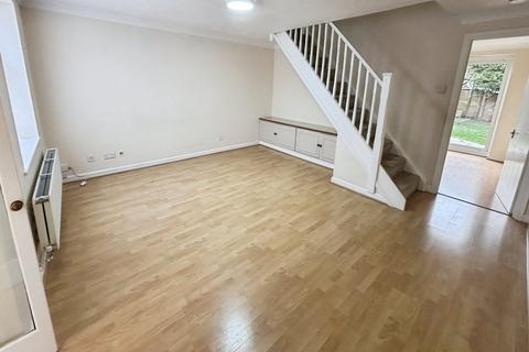 3 bedroom terraced house to rent, Kingsmill Court, Hatfield, AL10